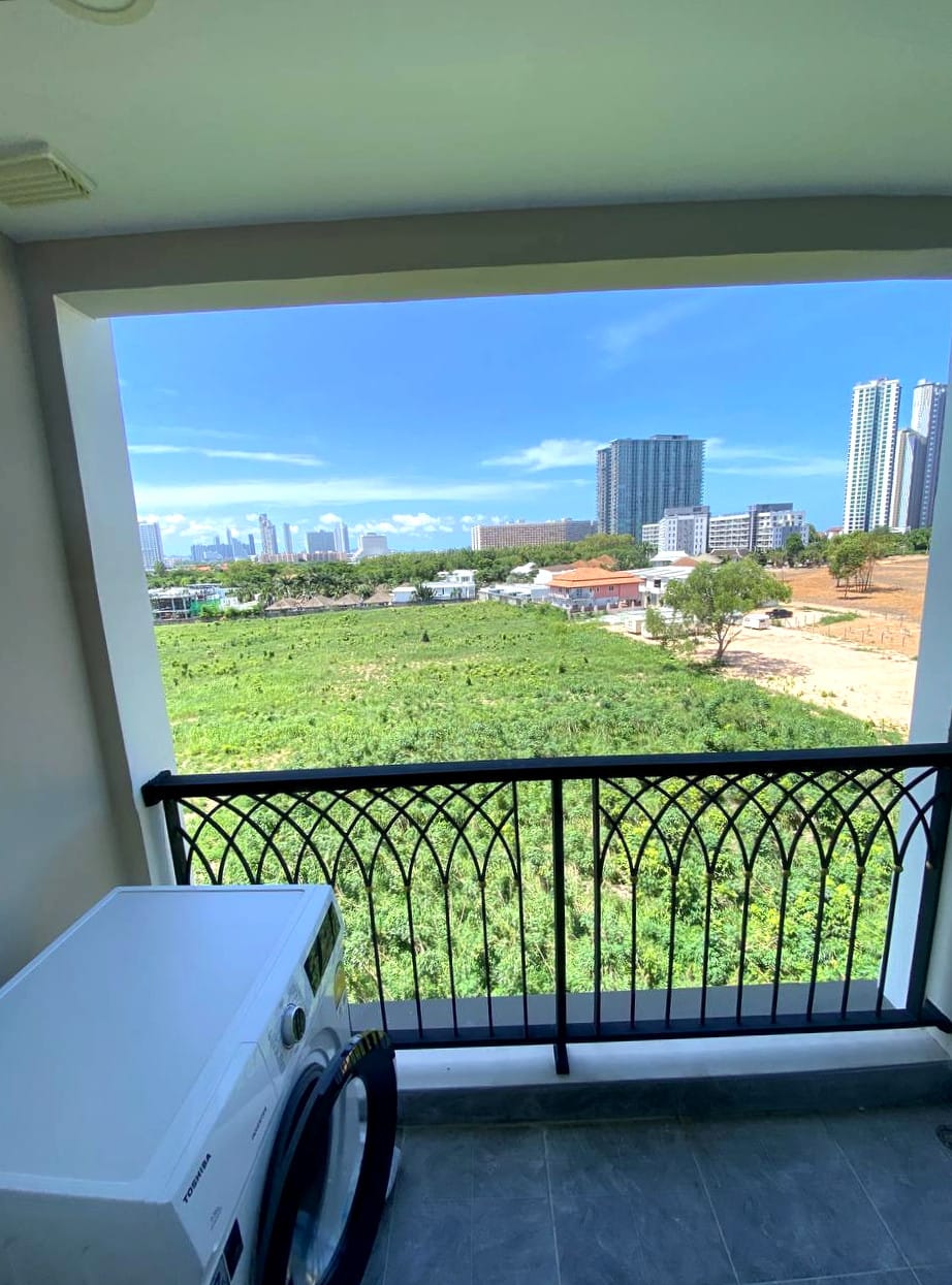 Dusit Grand Park 2 — апартаменты 55 м²